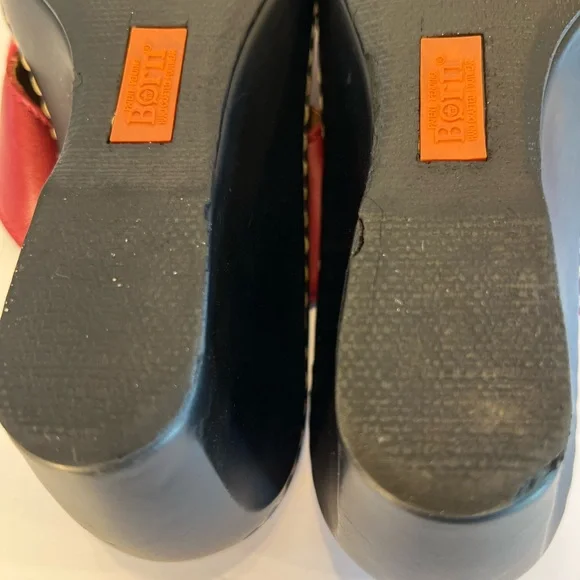 Born Red Leather Cushioned Wedge with Toe Strap Sandals Size 8 - Picture 11 of 15